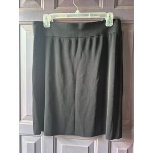 Misook Exclusively Black skirt polyester lots of stretch 41in long women medium‎